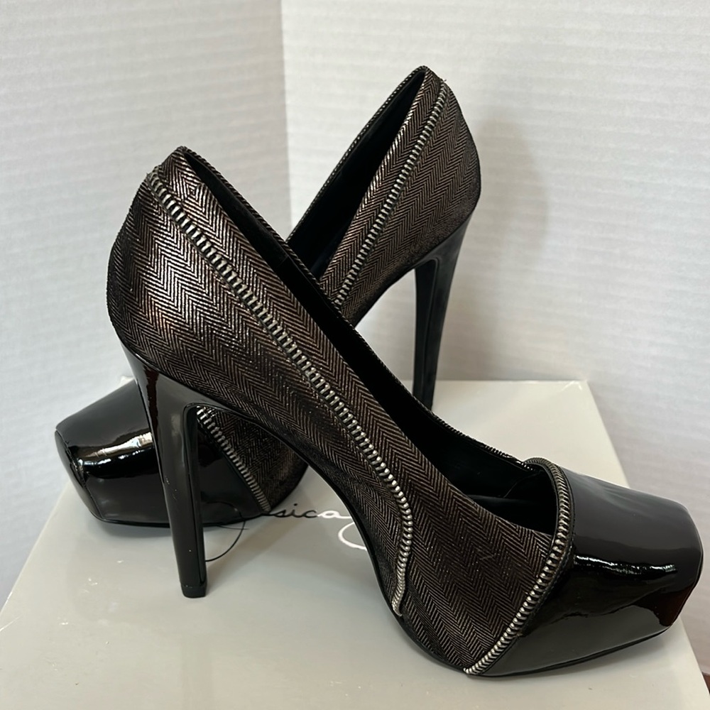 Jessica Simpson Black Heel 8.5